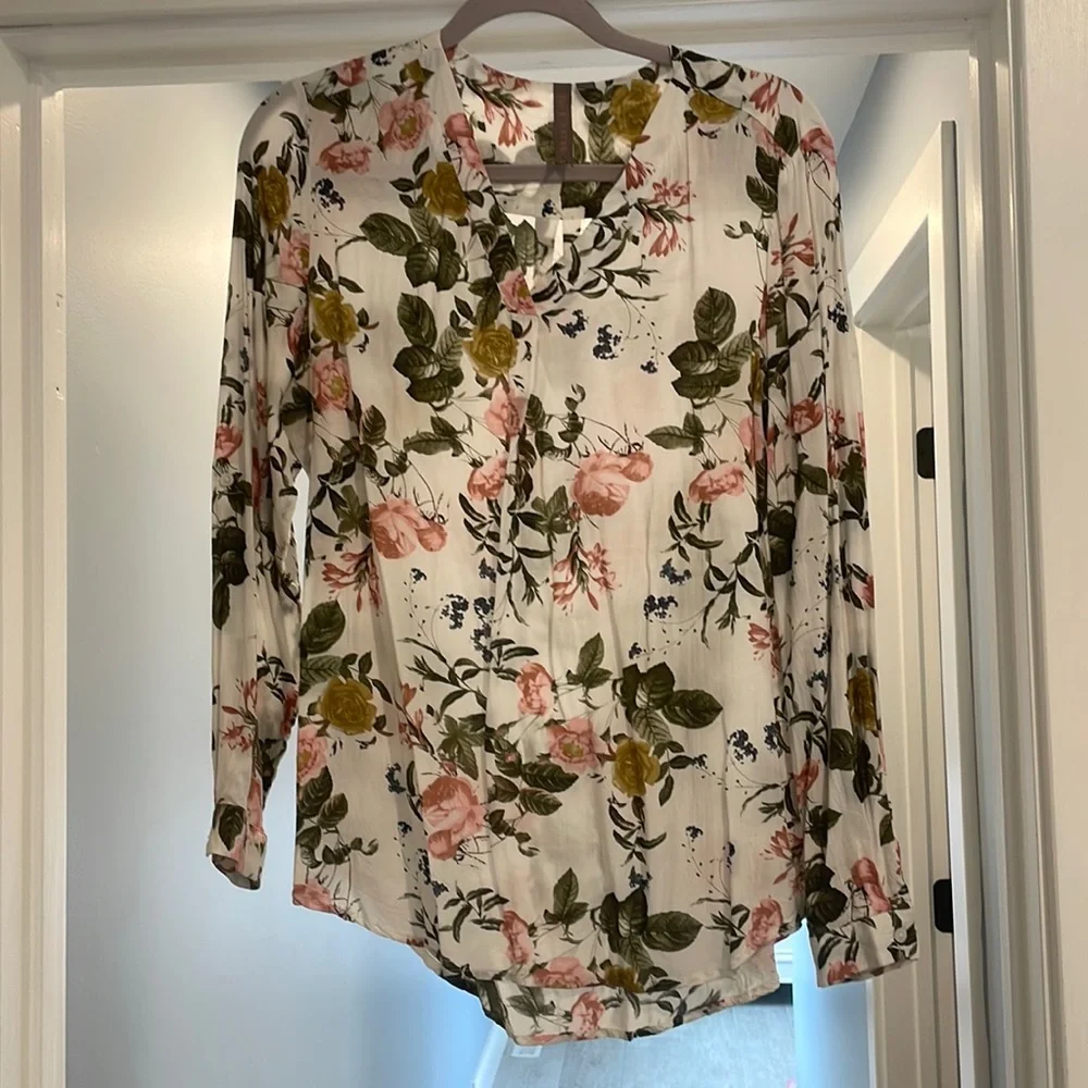 Floral work blouse - Picture 1 of 3